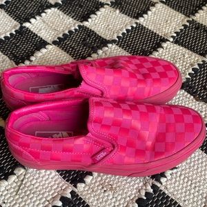 Pink Checkered Slip On - Vans off the wall